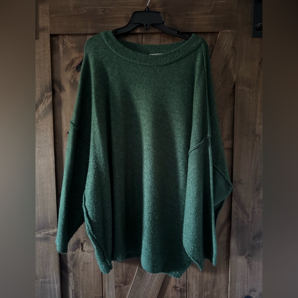 Zenana Cozy Green Over-Sized Women's Sweater, Long, Worn Twice!